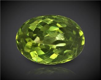 Natural Peridot Certified 5.39 CTS. ( 9135 )